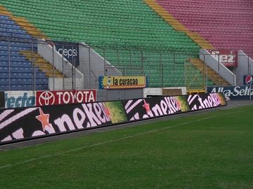 China Soccer Game Dynamic Stadium Perimeter Led Display Vertical Scrolling Energy Saving supplier